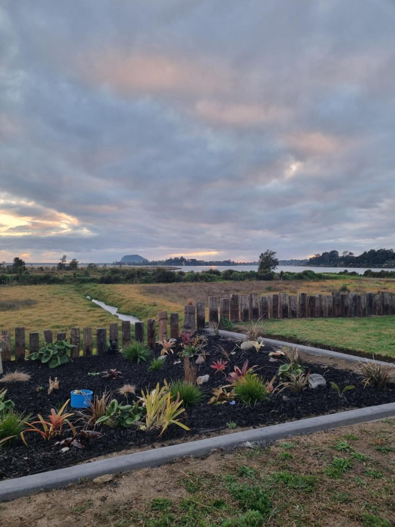 Bach22 Rustic Romantic Getaway Te Puna Exterior foto
